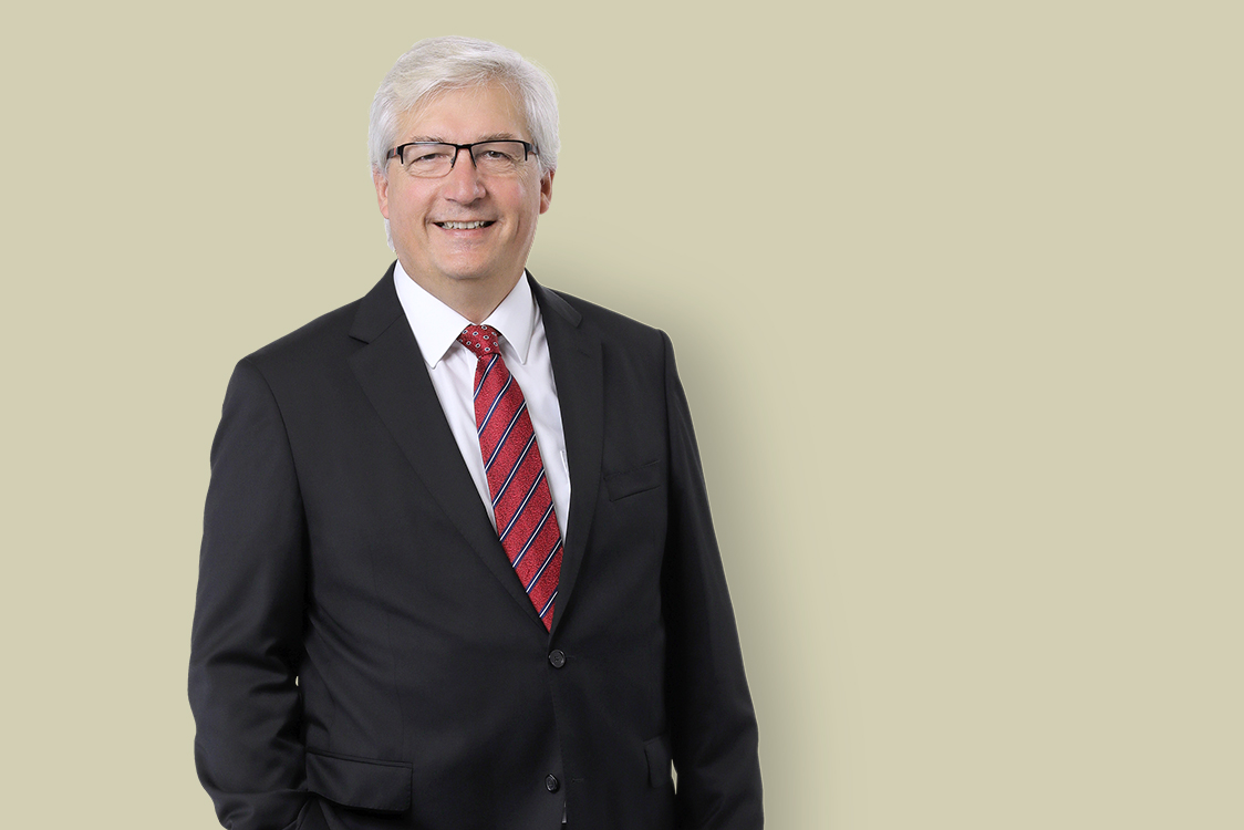 Dr. Urs Monstein