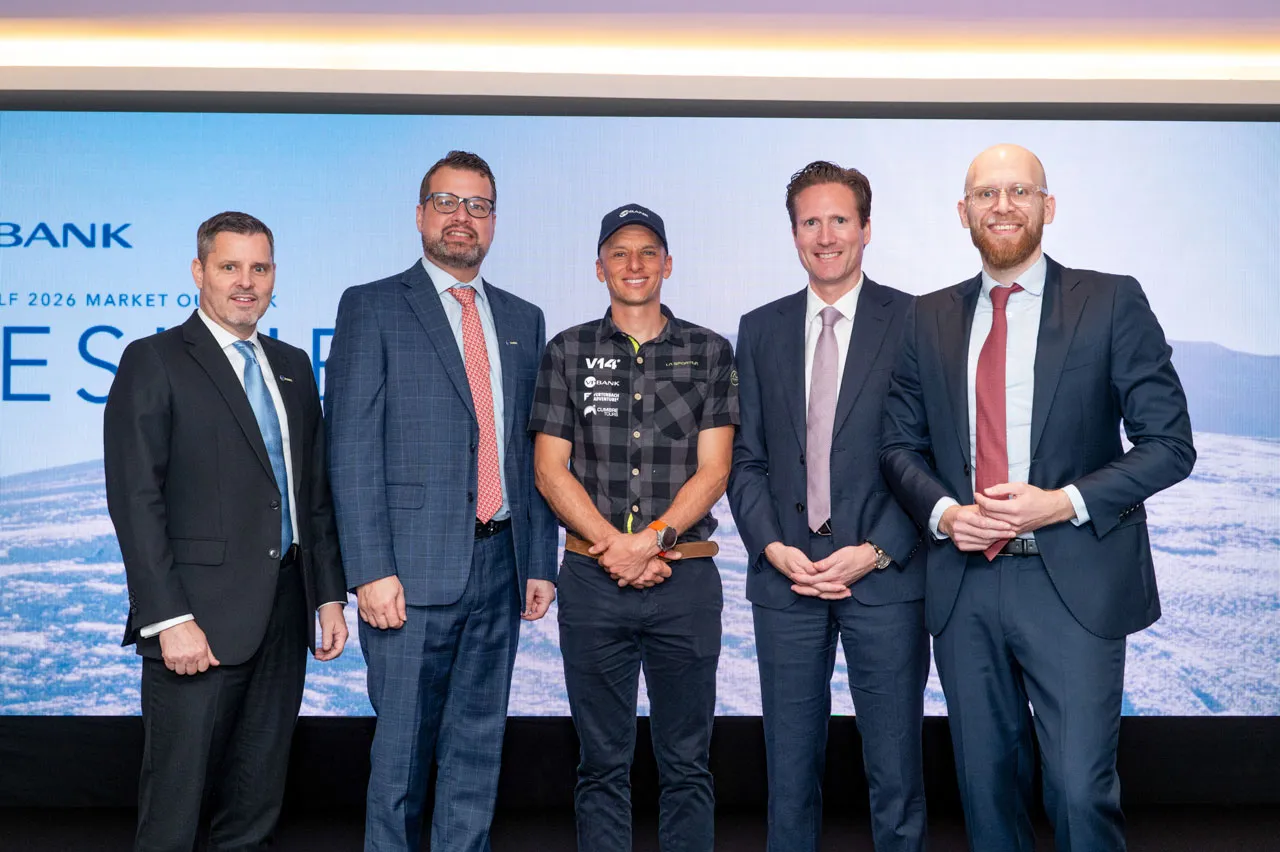 Market Outlook Panel